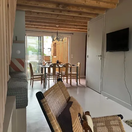 Ocean Lodge_plage Bourdaines Holiday home
